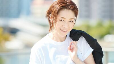 越乃リュウ「宝塚を退団、燃え尽きていた私を癒してくれた自然の力。スマホの写真で、7年前訪れた新潟県の法末を思い出す」
