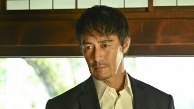 今夜の『キャスター』あらすじ。本橋がリークした進藤のスキャンダルで荒れる局。キャスター生命を賭けて 43 年前の真実を暴こうとするが…＜ネタバレあり＞