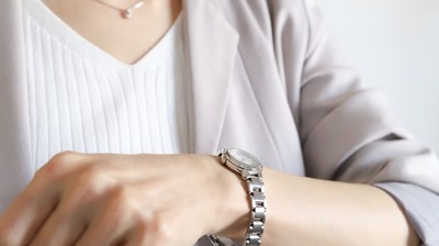 「時間がない」の言い訳、実は傷つきたくないから「やればできる」状態にしているだけでは…誰もが自分を誤魔化すことで<傷つく可能性>から身を守っているという事実